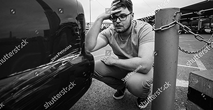 Verkehrsrecht - Schadenfall beim Ausparken. Was tun? Verkehrsrecht - Schadenfall beim Ausparken